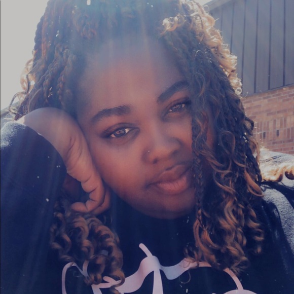 Meet your Posher, Portia - Picture 1 of 1